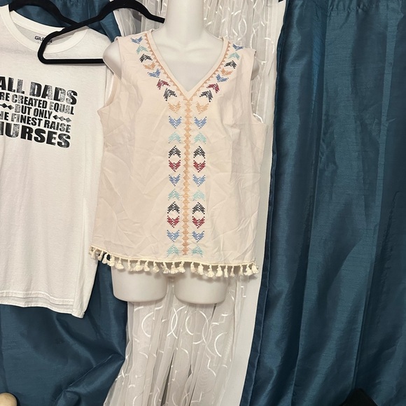 Tops - White Embroidered Top - Size L